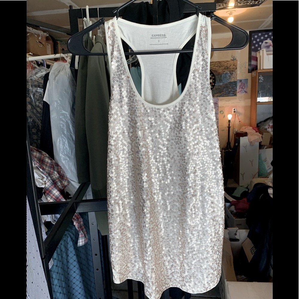 Express Tank with tags